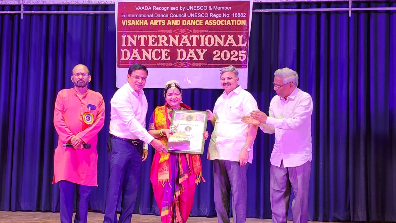 News coverage of Bharatanatyam performances by Kalanjali students in Vizag